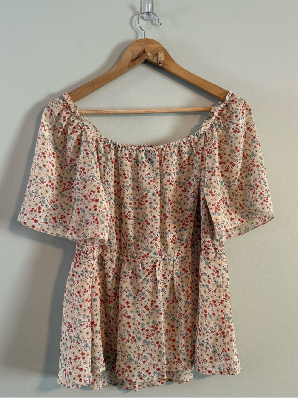 Beige Floral Smocked Square-Neck Peplum Blouse - Picture 6 of 8